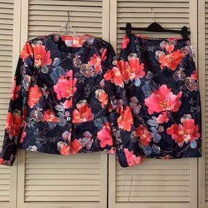 NWT Tahari skirt suit - gorgeous navy floral!